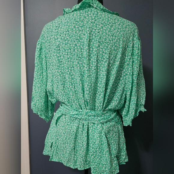 NWT Old Navy floral print ruffle wrap self tie top size XXL - Picture 4 of 8